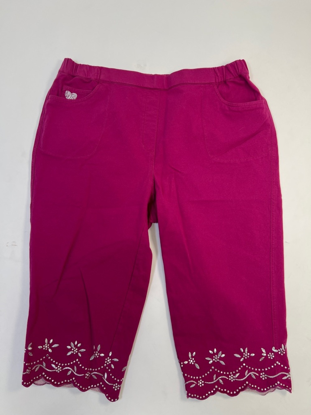 Dream Jeannes by Quacker Factory Bright Pink and Rhinestones Knit Capris Size 1X